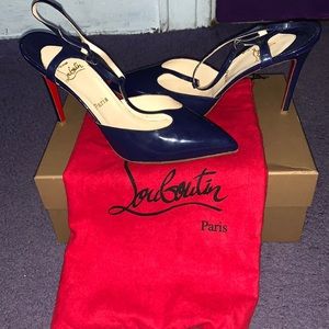 Women’s Christian Louboutin slingback heel!